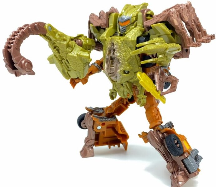 Scourge Beast Combiner From Transformers Rise Of The Beasts  (18 of 27)
